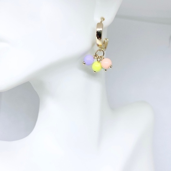 PASTEL Bead Hoops - Picture 2 of 3